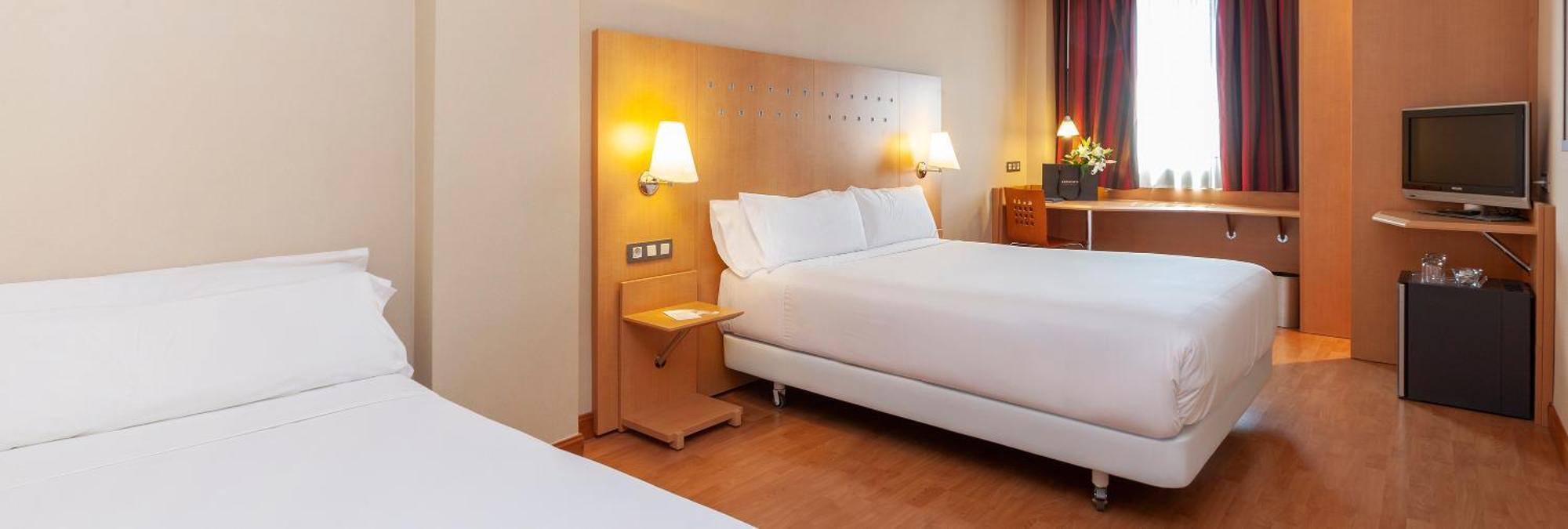 Hotel Sb Express Madrid Norte San Sebastián de los Reyes Kültér fotó